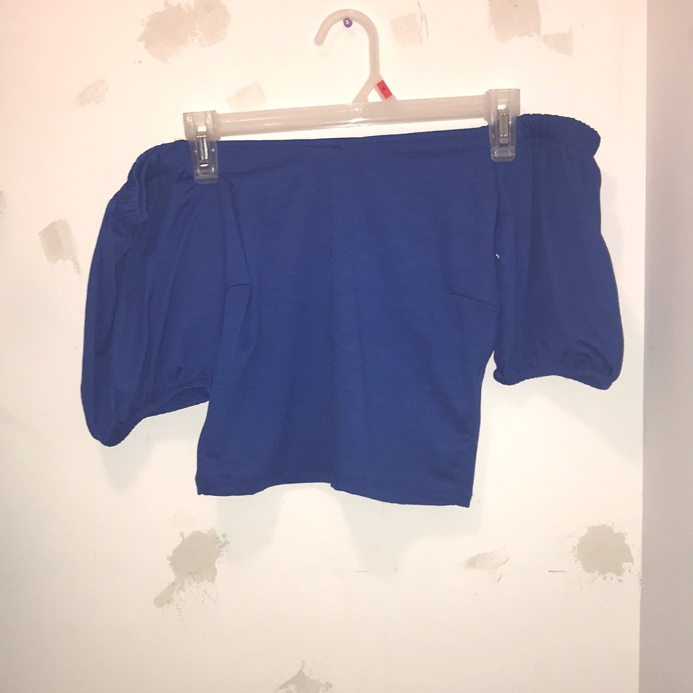 Blouse with bell sleeves